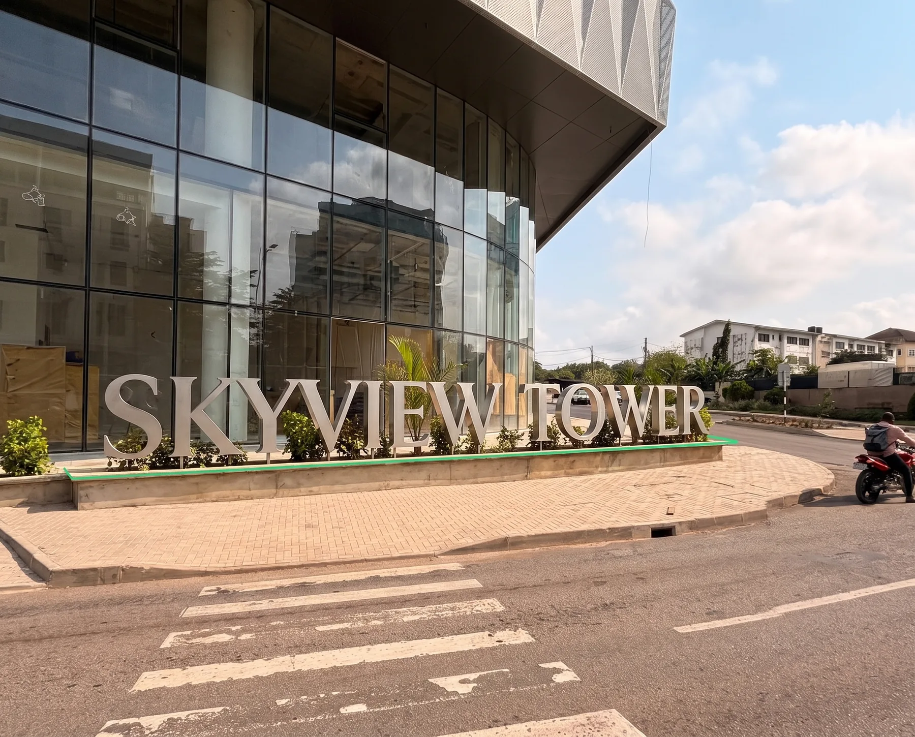 Steel letters along the entrance planter